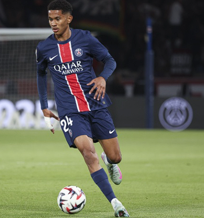 马尤卢伤情进展及李刚仁轮换安排相关报道